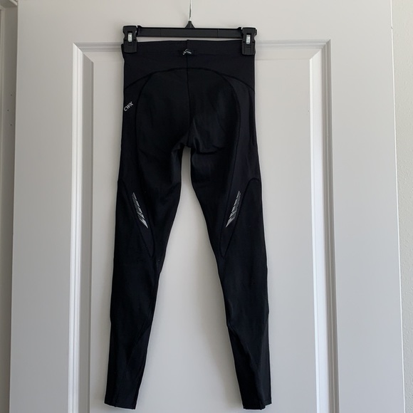 CW-X women’s compression pants - Picture 4 of 7